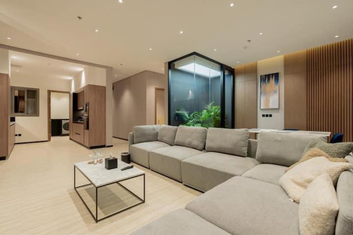 Hometel - Hittin Boulevard Apartment Riyadh